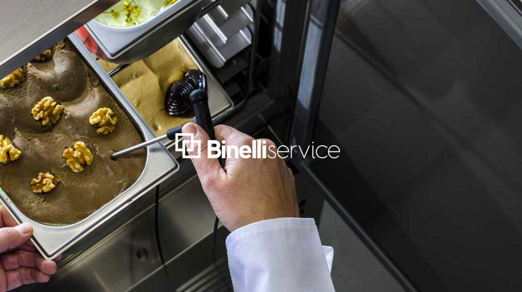 Gli abbattitori di temperatura, detti anche abbattitori termici, sono apparecchiature utilizzate soprattutto nel settore della refrigerazione alimentare (ristorazione, pasticceria, panificazione, gelateria: altresì definito professionalmente settore Ho.Re.Ca) per raffreddare rapidamente gli alimenti appena cotti, portandoli in tempi brevi a temperature di sicurezza.