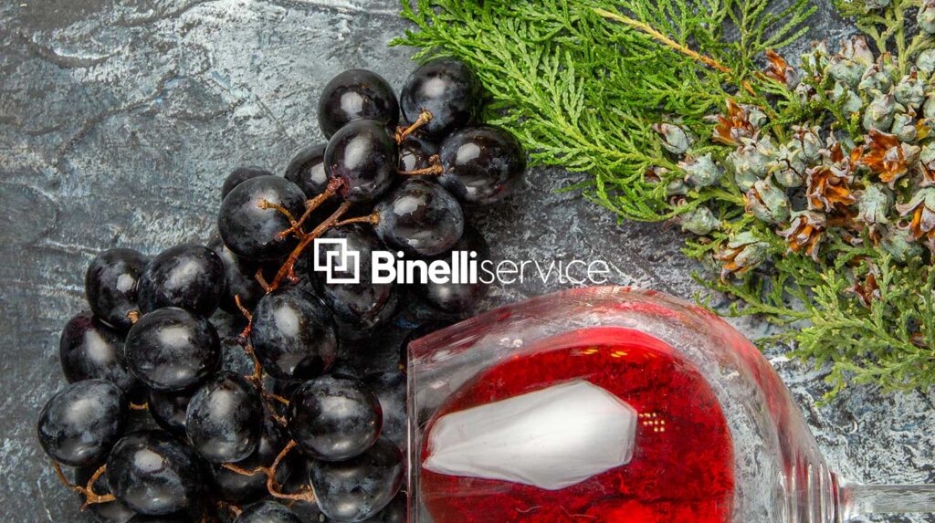 Scopriamo le differenze tra le cantine commerciali e private nel mondo della refrigerazione e della conservazione dei vini.